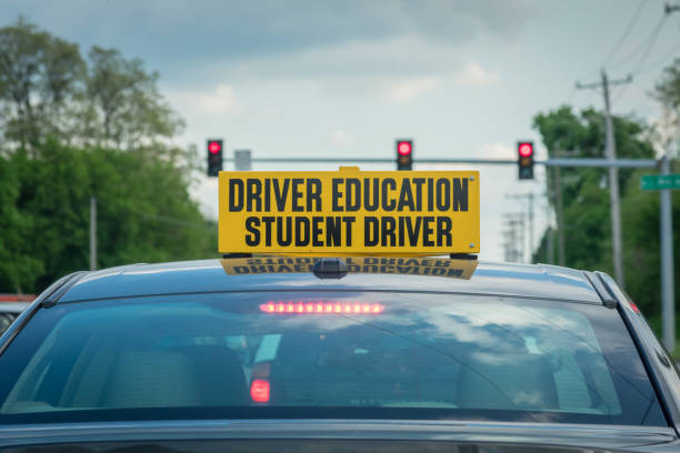 What is covered in the curriculum of Teen driver education Texas online programs?